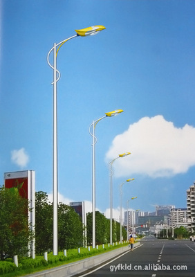 【供应单臂、双臂、太阳能、led各种高低道路灯,品种齐全】价格,厂家,图片,高杆灯,高邮市丰恺路灯厂-